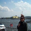 Click here to see Gabi with the Sculpture at the Hamburg Harbour!